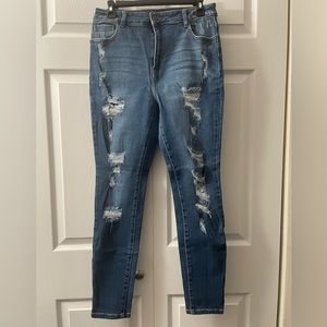 Encore skinny fit, lots of distressing